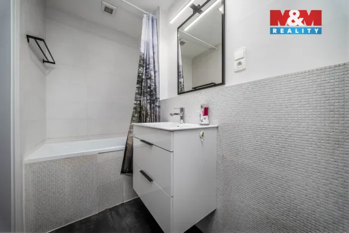 Prodej bytu 2+kk, Praha - Horní Měcholupy, Janovská, 53 m2