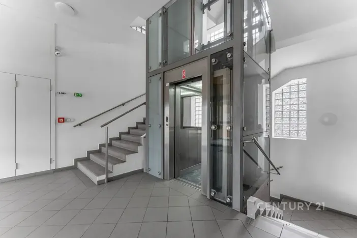 Prodej bytu 2+kk, Praha - Libeň, Českomoravská, 60 m2