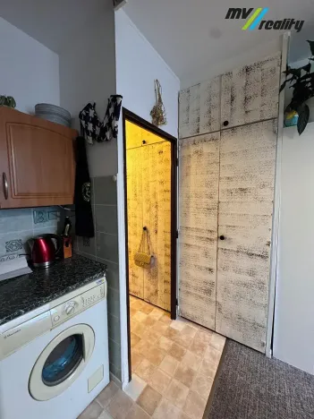 Pronájem bytu 1+1, Liberec, Zámecký vrch, 36 m2