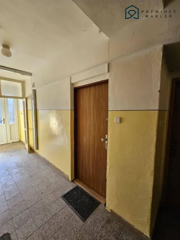 Pronájem bytu 1+1, Litvínov - Horní Litvínov, Podkrušnohorská, 40 m2