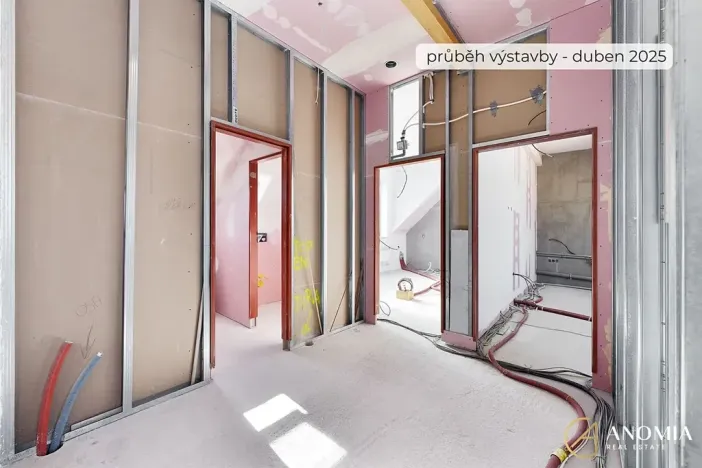 Pronájem ordinace, Praha - Vinoř, Mladoboleslavská, 97 m2