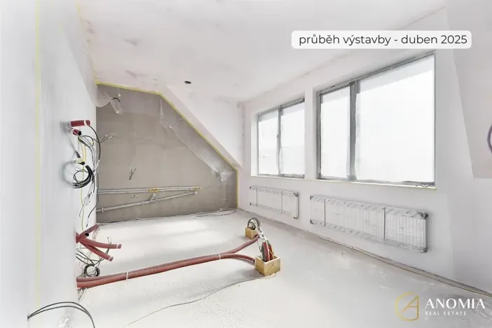 Pronájem ordinace, Praha - Vinoř, Mladoboleslavská, 305 m2