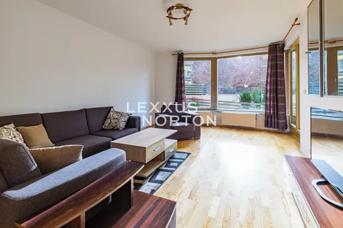 Pronájem bytu 2+kk, Praha - Žižkov, Jeseniova, 62 m2