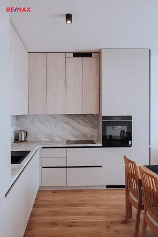 Prodej bytu 3+kk, Praha - Smíchov, Podbělohorská, 86 m2