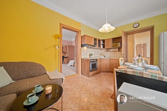 Prodej bytu 2+kk, Hořice, Husova, 43 m2