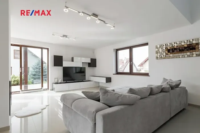 Prodej rodinného domu, Říčany, Tulipánová, 260 m2