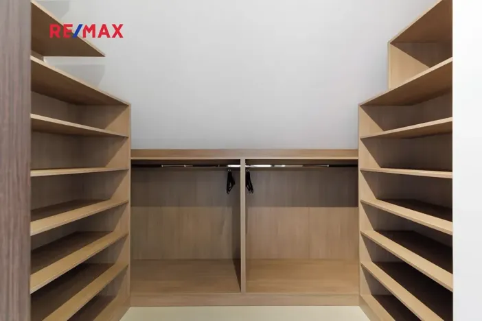 Prodej rodinného domu, Říčany, Tulipánová, 260 m2