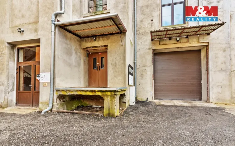 Pronájem výrobních prostor, Višňová - Poustka, 884 m2