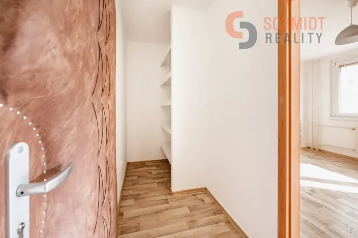 Prodej bytu 2+1, Břeclav, Na Valtické, 44 m2