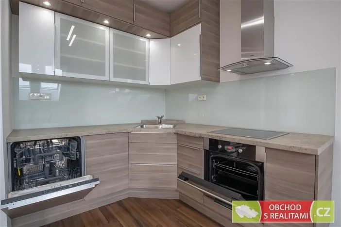 Pronájem bytu 2+kk, Přezletice, Pod Zahrady, 66 m2