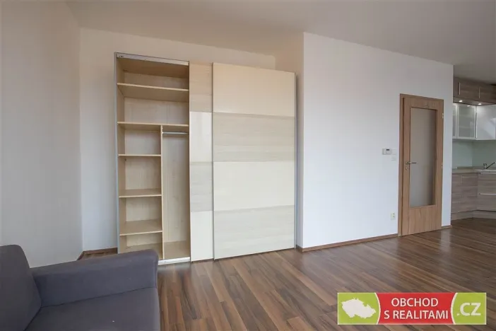 Pronájem bytu 2+kk, Přezletice, Pod Zahrady, 66 m2