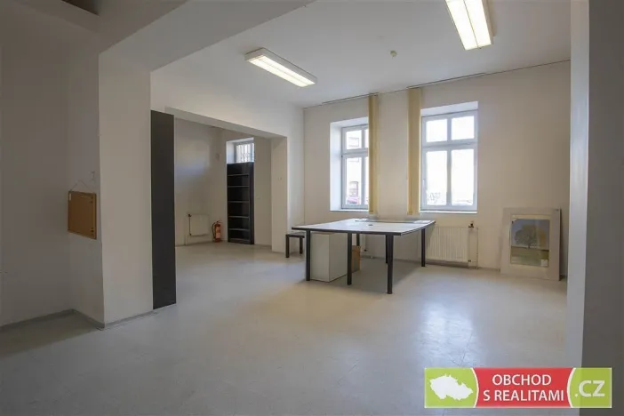 Prodej komerční, Chrudim - Chrudim IV, Lupáčova, 612 m2