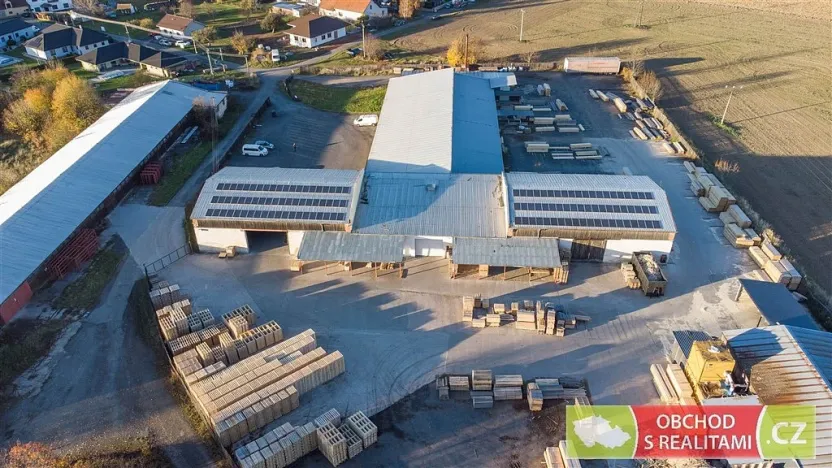 Pronájem skladu, Morašice, 2710 m2