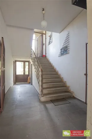 Prodej činžovního domu, Praha, U plynárny, 300 m2