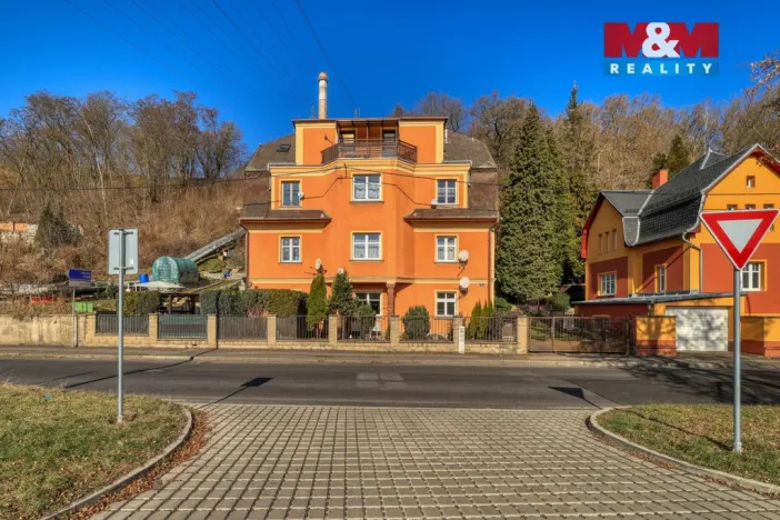 Prodej bytu 1+kk, Karlovy Vary - Bohatice, Dalovická, 34 m2