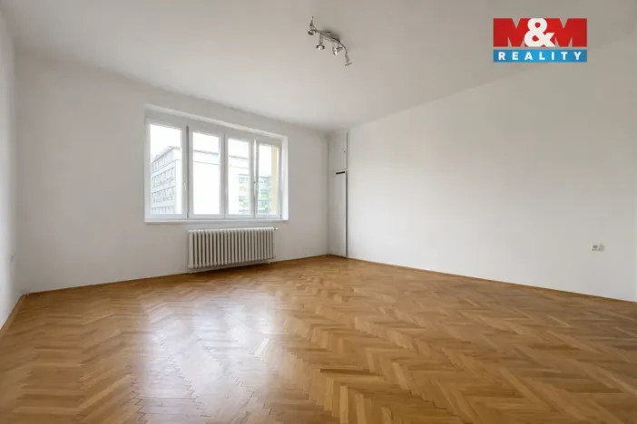 Pronájem bytu 1+kk, Praha - Vršovice, Ruská, 35 m2