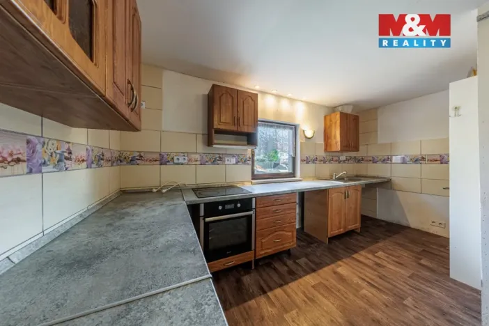 Prodej ubytování, Horní Blatná, Bezručova, 250 m2