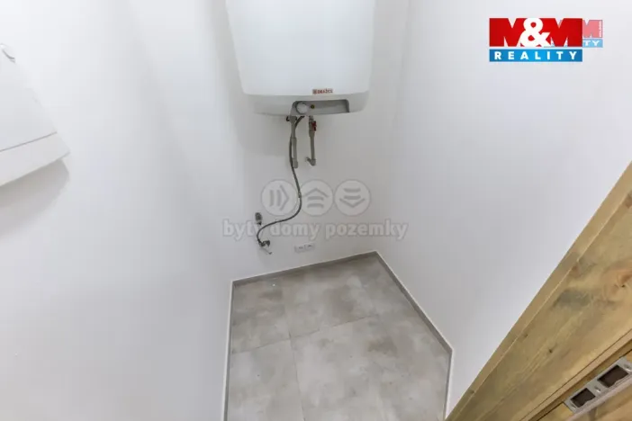 Pronájem bytu 2+kk, Nové Město pod Smrkem, Ludvíkovská, 36 m2