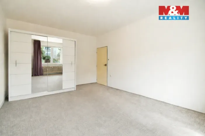 Prodej bytu 1+1, Praha - Letňany, Rýmařovská, 35 m2