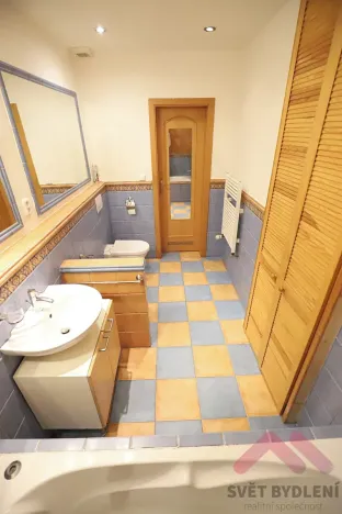 Pronájem bytu 2+kk, Praha - Nové Město, Koubkova, 52 m2