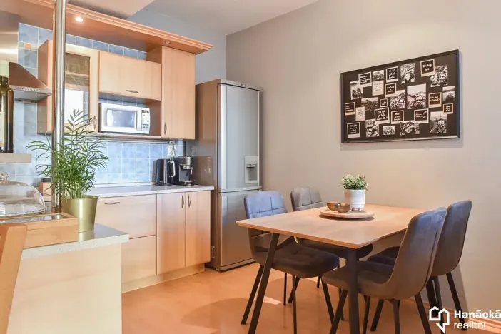 Prodej bytu 2+kk, Olomouc, Peškova, 62 m2