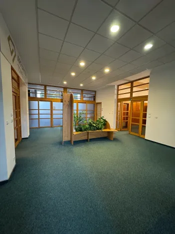 Pronájem kanceláře, Jablonec nad Nisou, Palackého, 67 m2