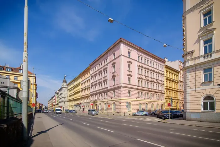 Prodej bytu 2+kk, Praha, Sokolská, 46 m2