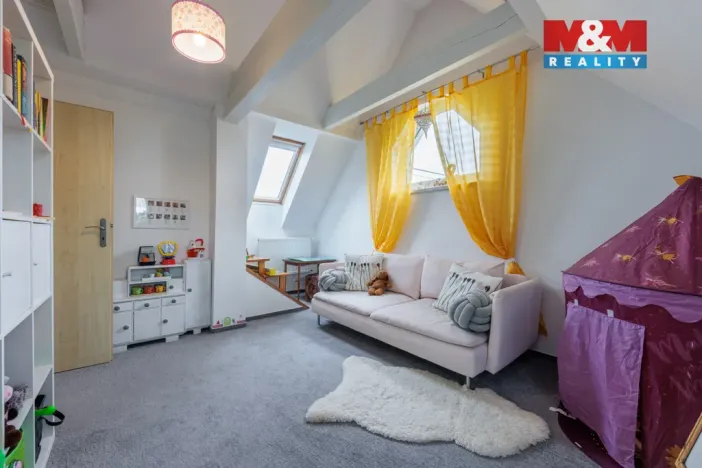 Prodej rodinného domu, Karlovy Vary - Bohatice, Na Stezce, 182 m2