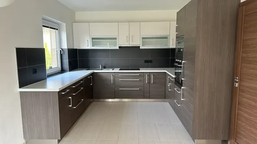 Prodej rodinného domu, Vojkov, 194 m2