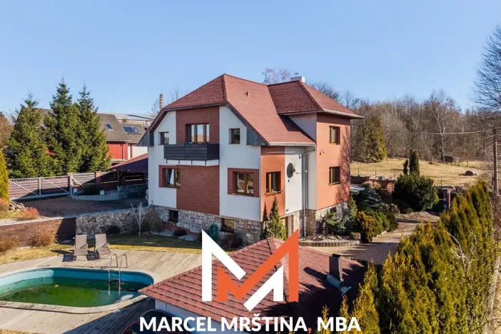 Prodej rodinného domu, Borová, 307 m2