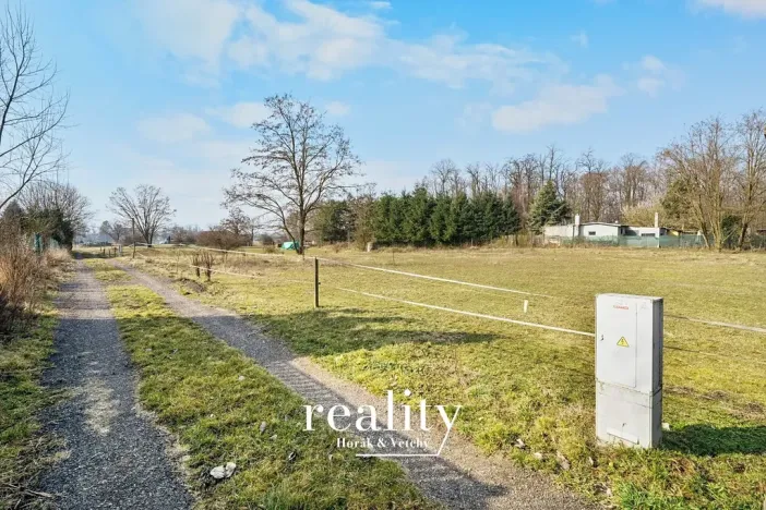 Prodej pozemku, Znojmo, 3961 m2