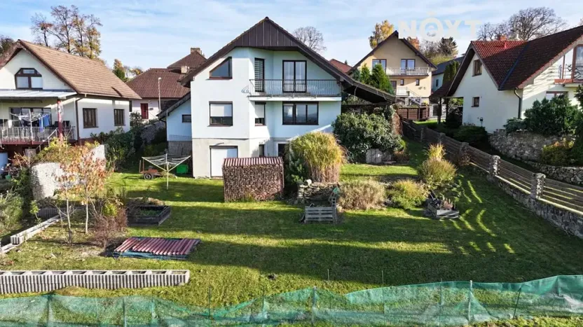 Prodej rodinného domu, Radenín, 276 m2