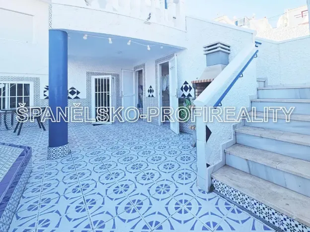 Prodej bytu 4+kk, Torrevieja, Španělsko, 65 m2