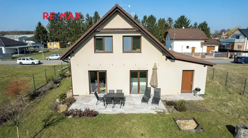 Prodej rodinného domu, Sokoleč, Luční, 167 m2