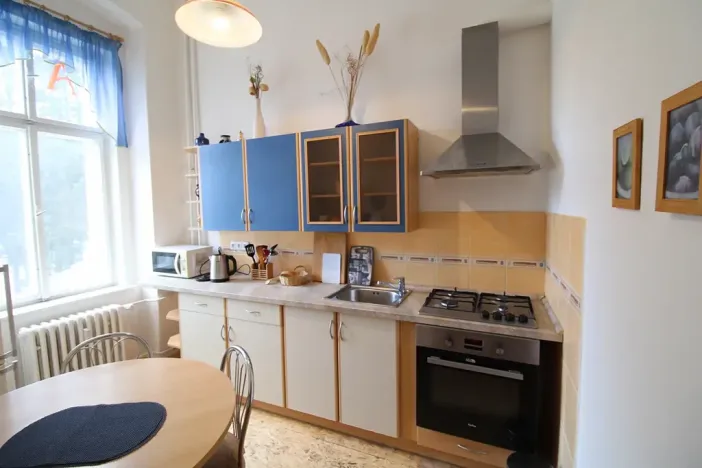 Pronájem bytu 2+1, Karlovy Vary, I. P. Pavlova, 54 m2