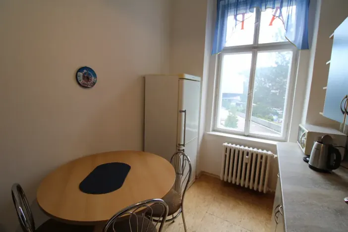 Pronájem bytu 2+1, Karlovy Vary, I. P. Pavlova, 54 m2