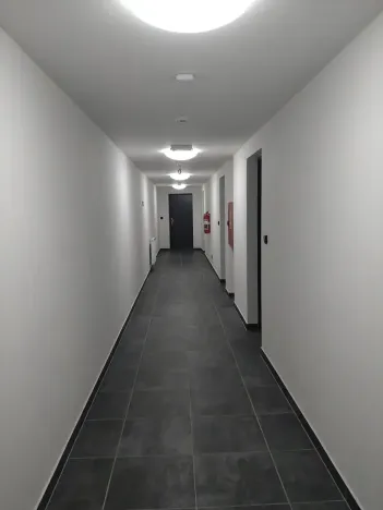 Pronájem bytu 1+kk, Praha, Pod altánem, 31 m2