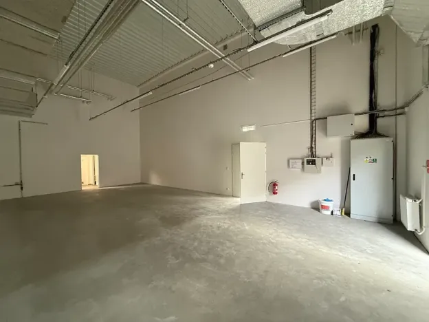 Pronájem obchodního prostoru, Cheb, Pražská, 615 m2