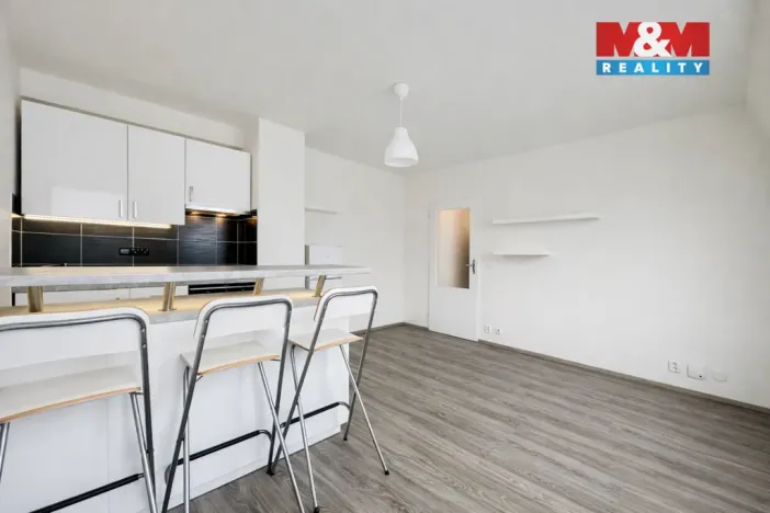 Pronájem bytu 2+kk, Praha - Kyje, Lipnická, 38 m2