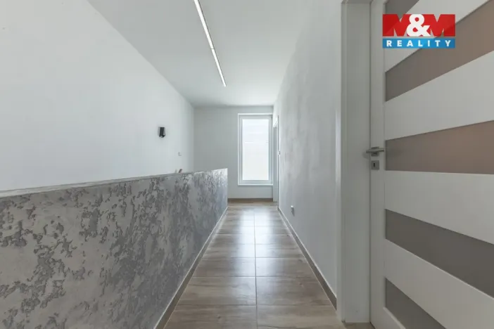 Prodej rodinného domu, Milovice - Mladá, Lipová, 99 m2