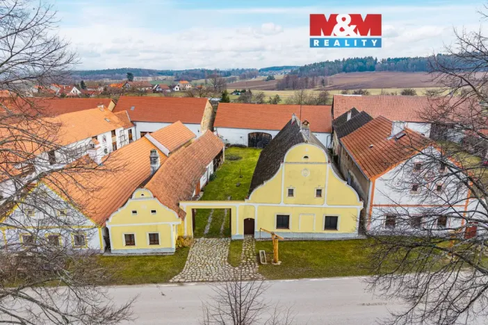 Prodej rodinného domu, Jankov - Holašovice, 250 m2