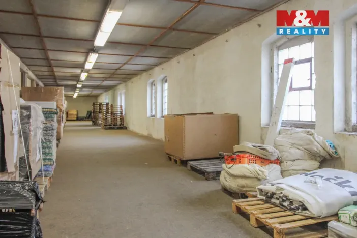 Pronájem skladu, Varnsdorf, Karlova, 700 m2