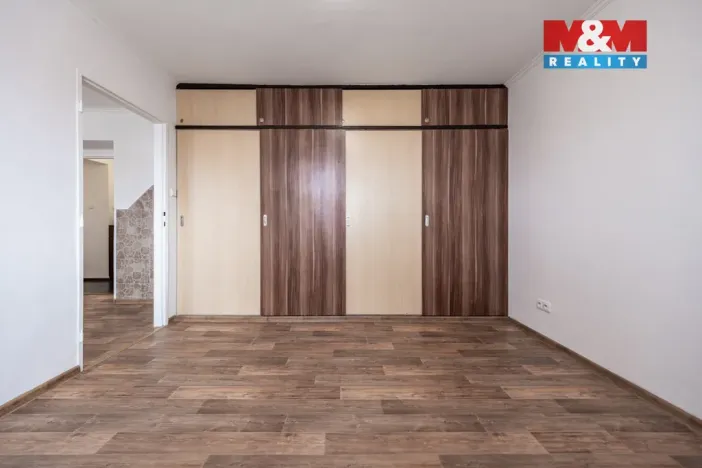 Prodej bytu 2+1, Milovice, Dukelská, 61 m2