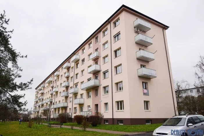Pronájem bytu 2+kk, Praha - Hloubětín, Zelenečská, 54 m2
