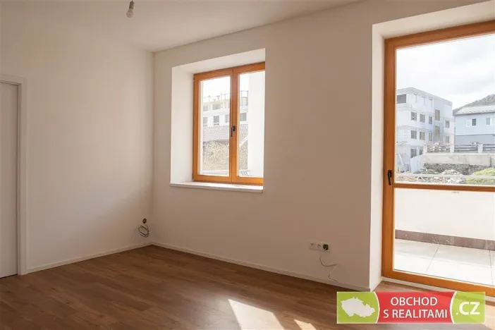 Pronájem bytu 2+kk, Praha, Na Výšince, 38 m2