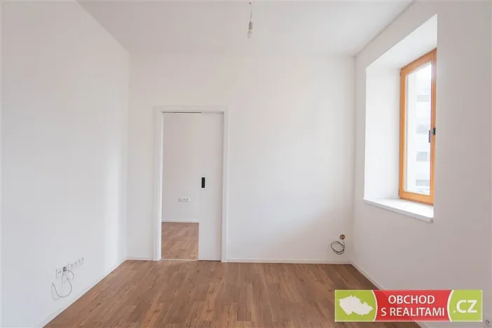Pronájem bytu 2+kk, Praha, Na Výšince, 38 m2
