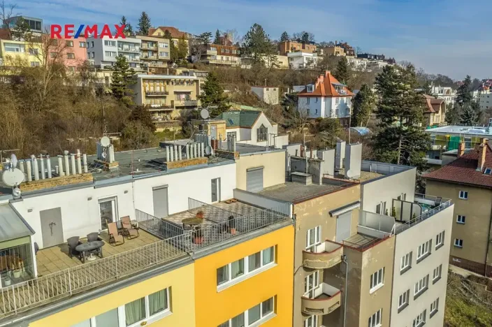 Prodej bytu 1+1, Praha - Smíchov, Holečkova, 24 m2