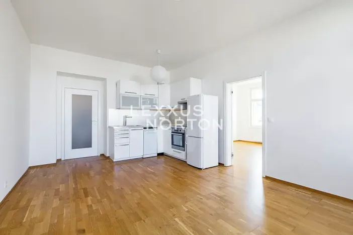 Pronájem bytu 2+kk, Praha - Žižkov, Žižkovo náměstí, 61 m2