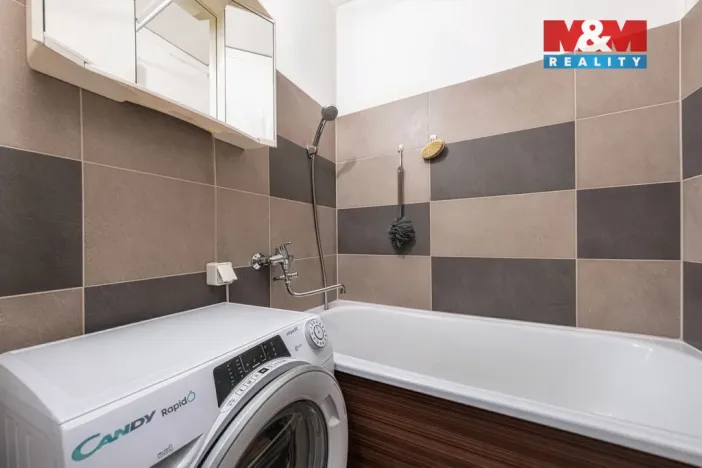 Prodej bytu 3+1, Kladno, Ukrajinská, 69 m2