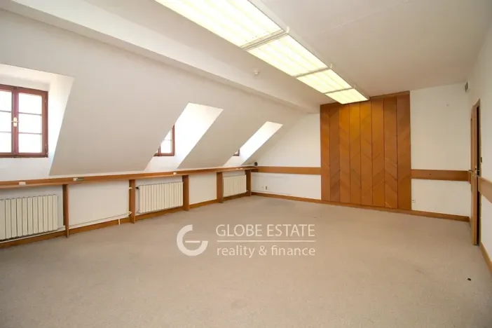 Prodej kanceláře, Jihlava, Masarykovo náměstí, 1141 m2